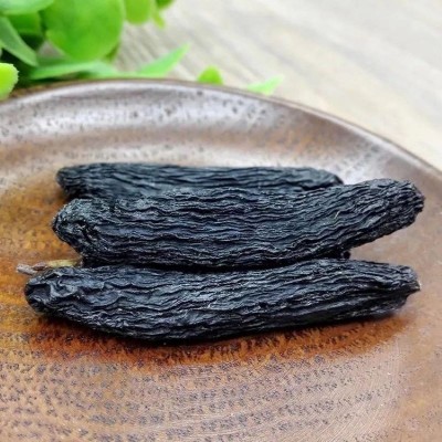 新货新疆葡萄干批发蓝宝石美人指黑加仑无籽大量散装整箱干货果干图2