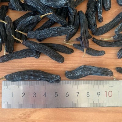 新货新疆葡萄干批发蓝宝石美人指黑加仑无籽大量散装整箱干货果干图3