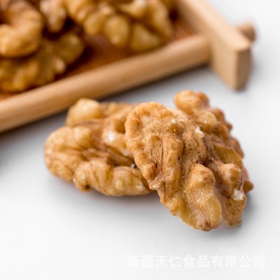 核桃仁整箱12.5kg 云南生核桃仁袋装坚果休闲零食图3