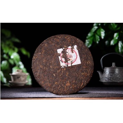 七彩孔雀普洱茶熟茶饼勐海黎明星火茶厂金孔雀357g厚阔茶叶图2
