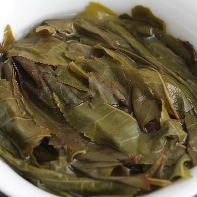 批发云南普洱茶 班章大叶 黄金叶大树普洱生饼 357g七子饼生茶图3