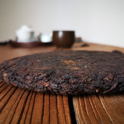 批发云南茶叶普洱茶勐海熟茶饼老普洱七子饼茶金芽饼357g 普洱茶图2