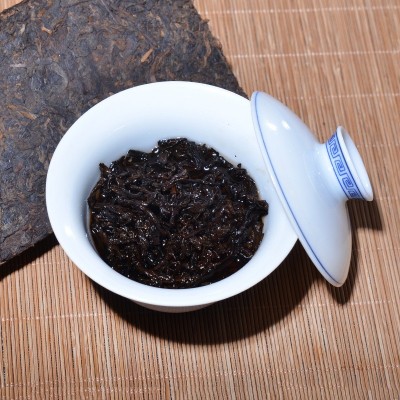 延初茶业 云南普洱 熟茶老班章250克砖茶勐海熟茶砖厂家 直接发货图3