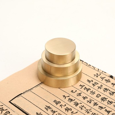 实心黄铜创意圆形镇尺镇纸纯铜文房书法铜压纸压条仿古金属压宣纸图3