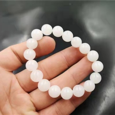 玉器批发 仿新疆金丝玉项链 白玉菠菜绿碧玉青玉圆珠项链直播款图4